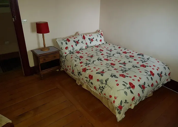 Holmhurst Guest House