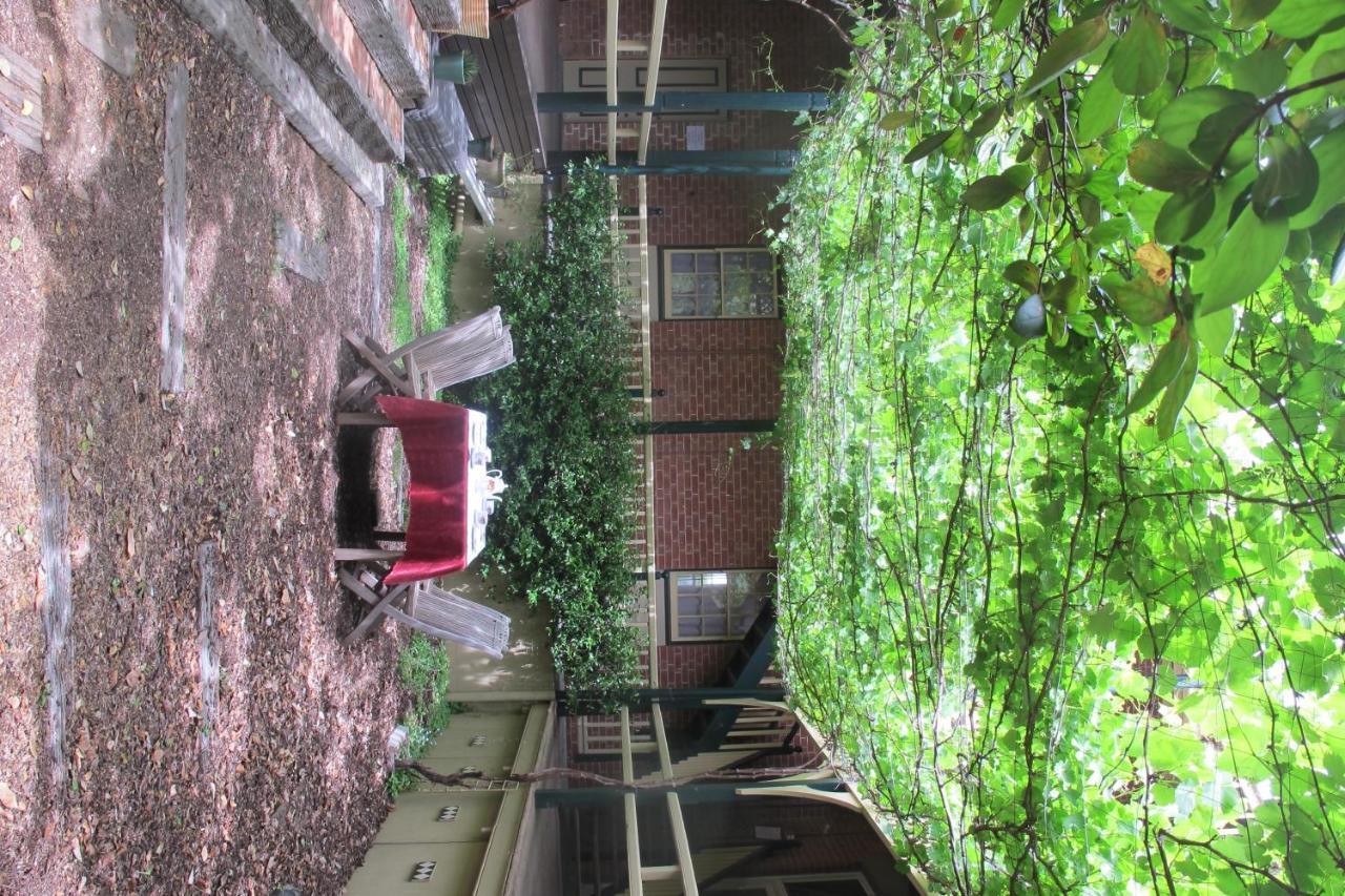 Holmhurst Bed & Breakfast Bathurst
